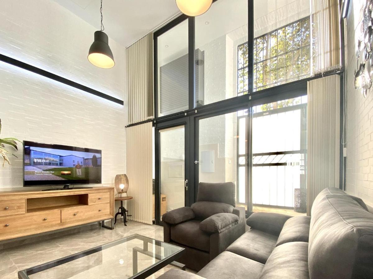 Apartamento Tr2 Aparcamiento Incluido Amplio Y Moderno Loft Cartuja De Sevilla